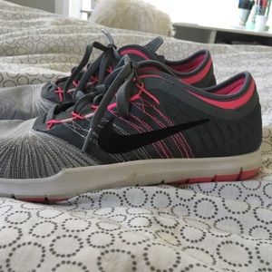 Nike tennis shoes